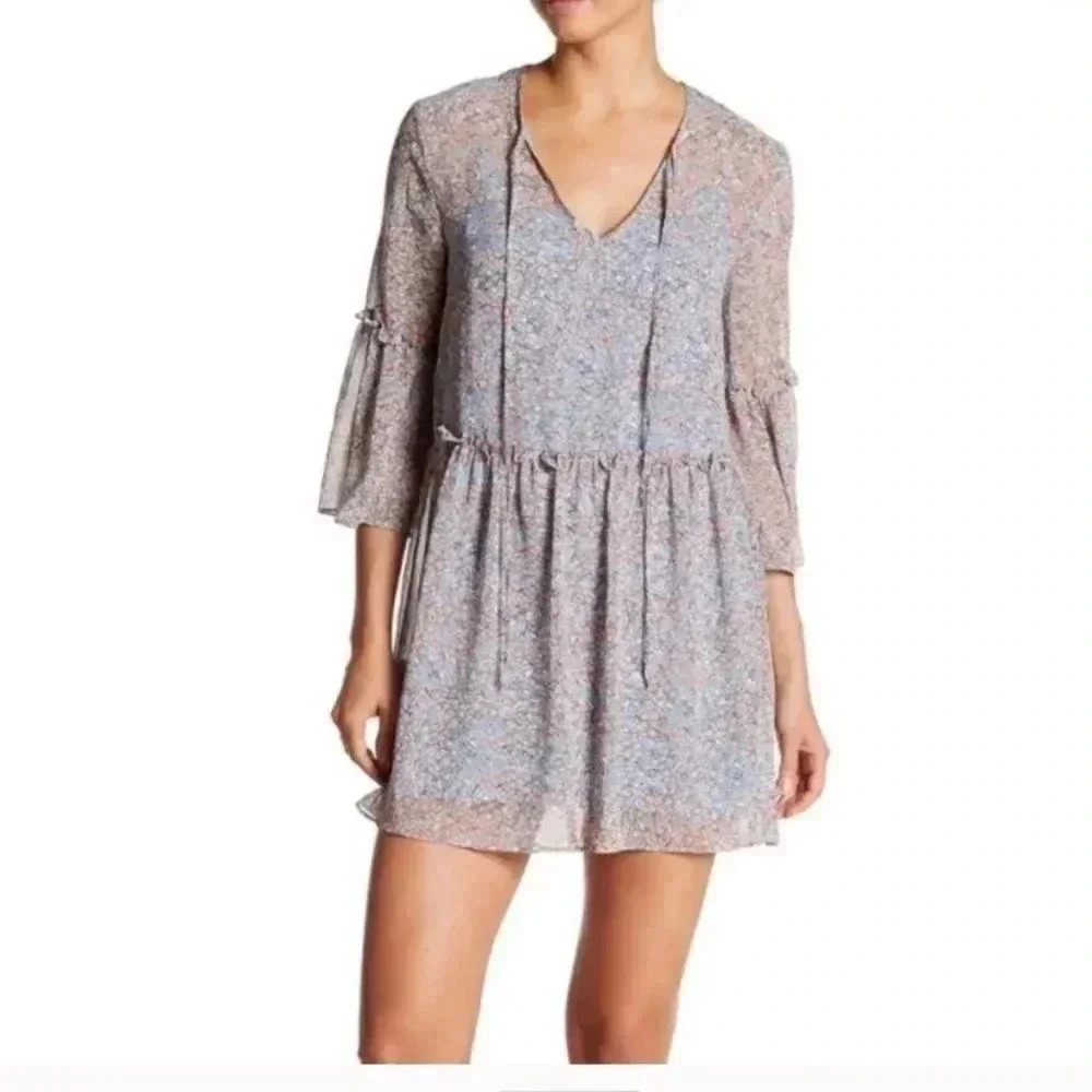 BCBGENERATION FLORAL LINED MINI DRESS 3/4 SLEEVES